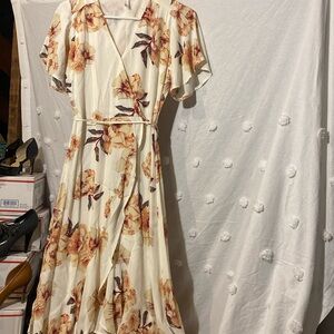 Leith Size XS Floral Wrap Dress